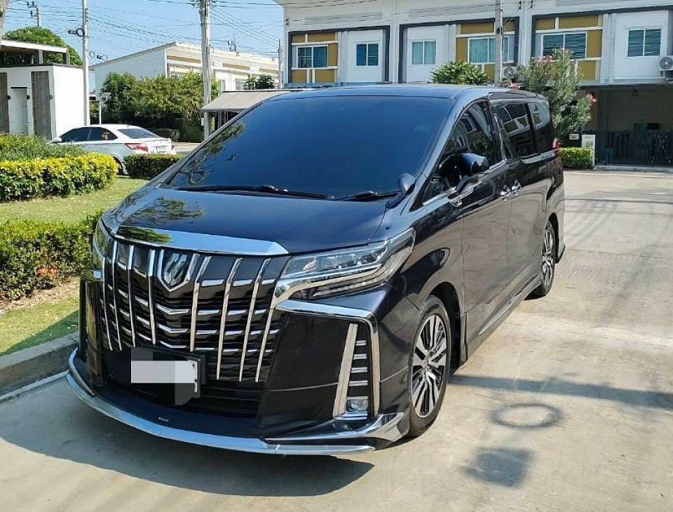 toyota alphard